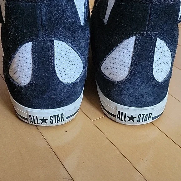 Converse Weapon High Tops in Black - Picture 3 of 6